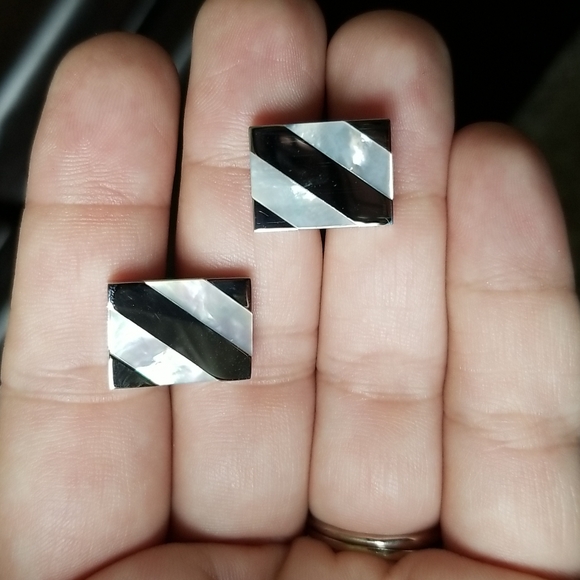 Mother of Pearl Cuff Links - Picture 6 of 8